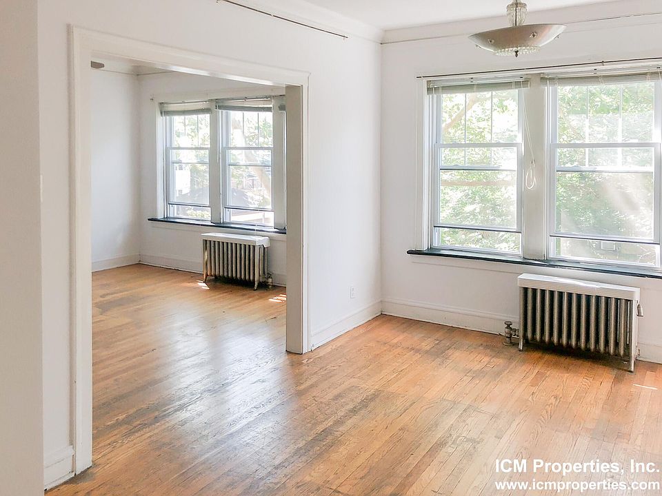 1st image of 4910 N Seeley Ave Unit 2