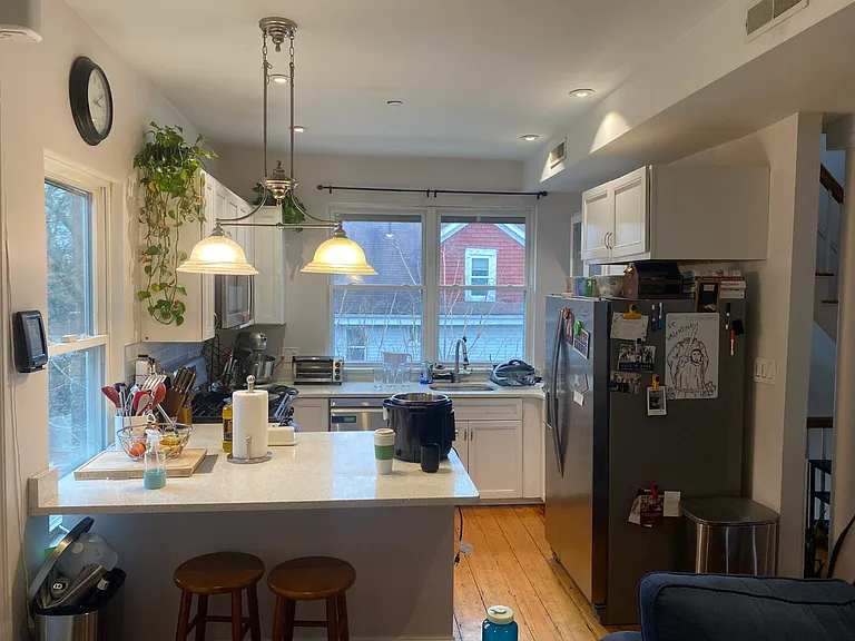 44 Mozart St #2 — Photo 1
