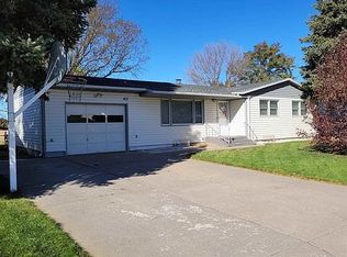 412 W 6th St, Oshkosh, NE 69154