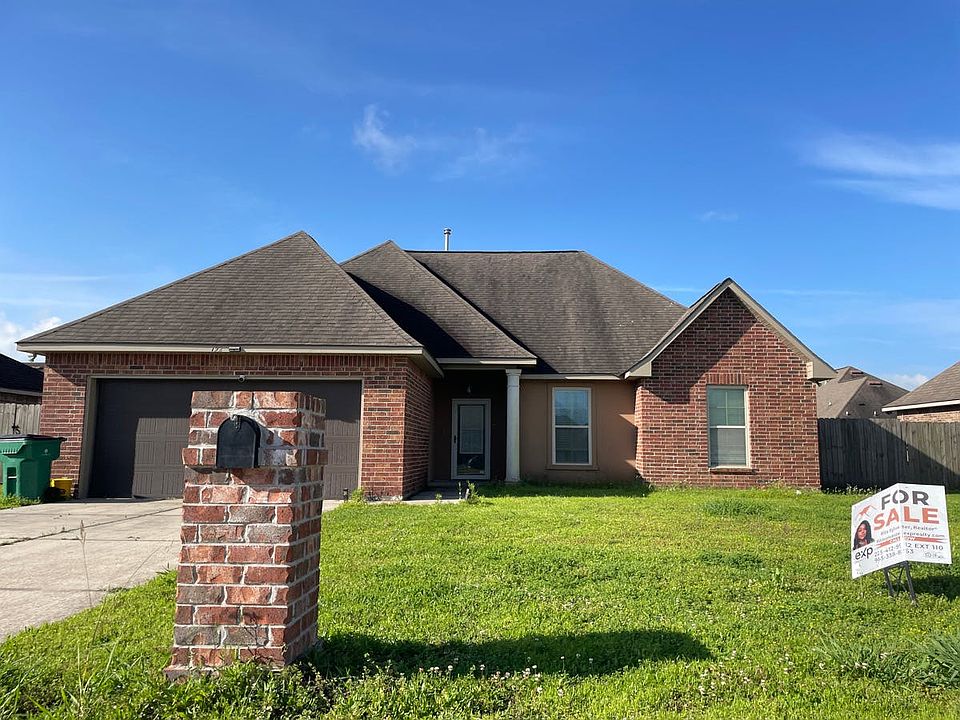 1st image of 192 Carriage Way