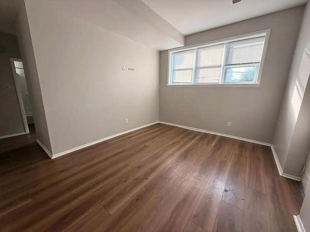 1 bed, $1,200 — Photo 3