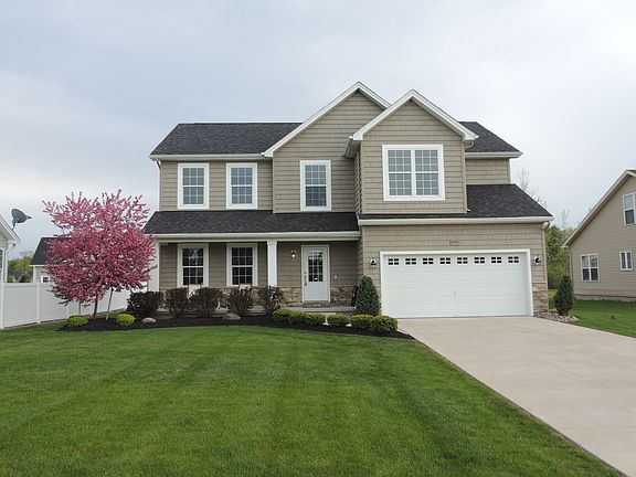 3rd image of 4995 Waterford Ln