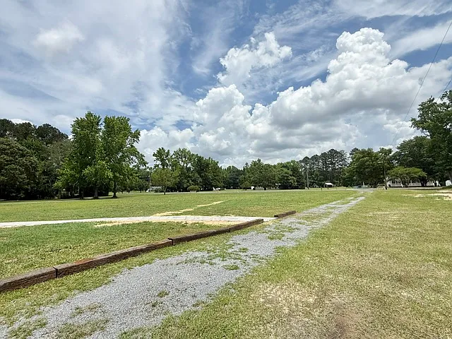2729 Southern Aire Rd — Photo 31
