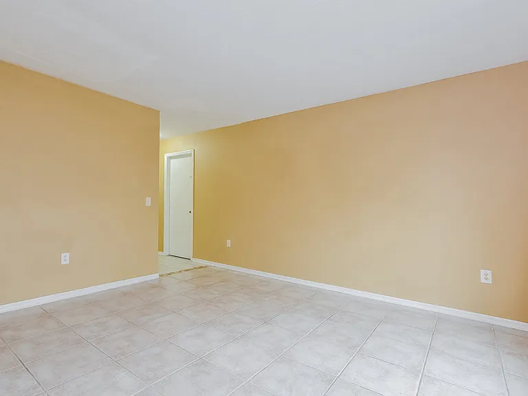 2047 Galahad Dr — Photo 13