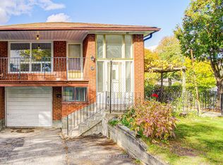 86 Tuscarora Dr, Toronto, ON M2H 2K3