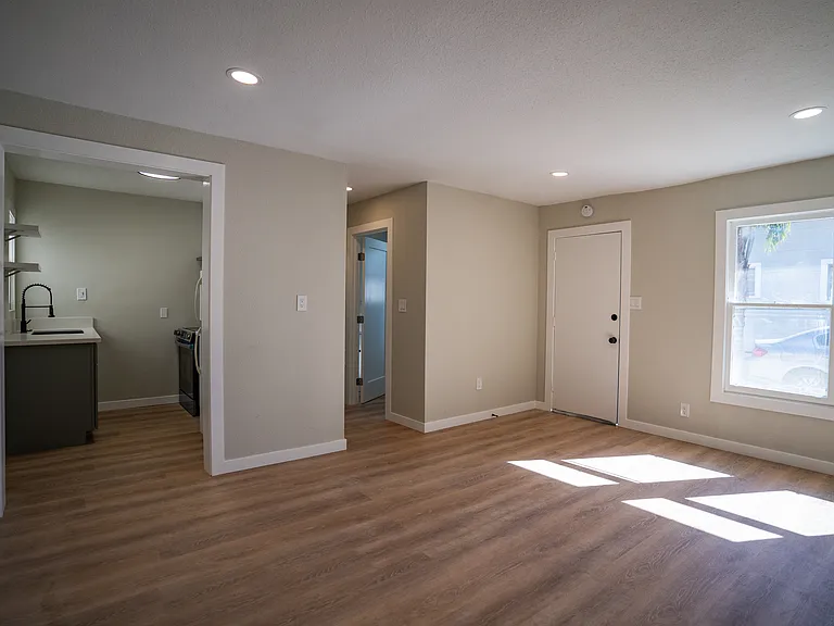 4155 Elm Ave — Photo 1