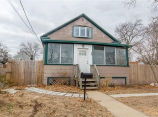 59 Allen Ave, Warwick, RI 02889