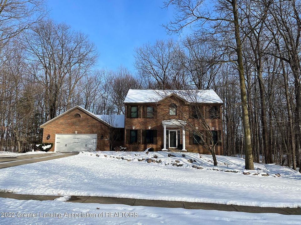 1st image of 15159 Duxbury Ln
