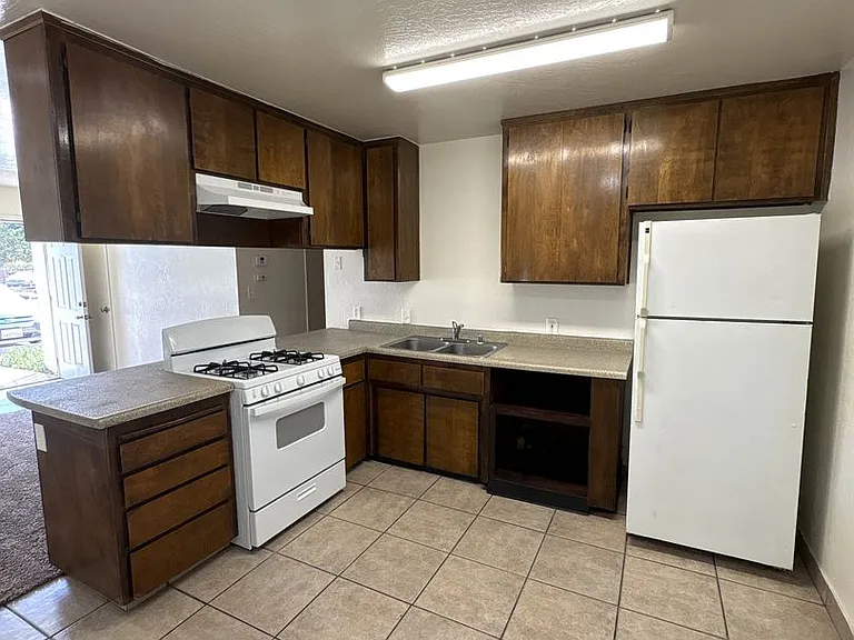 10670 Railroad Ave #10754 — Photo 5