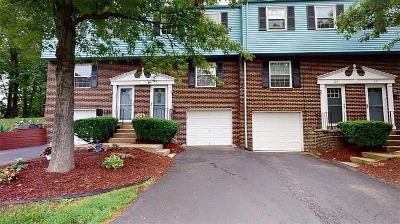 327 Laporte Ct photo 1