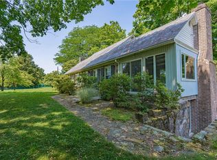 1018 Lohman Dr, Mount Bethel, PA 18343