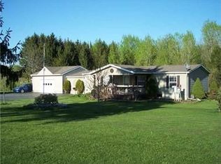 6370 E Port Bay Rd, Wolcott, NY 14590