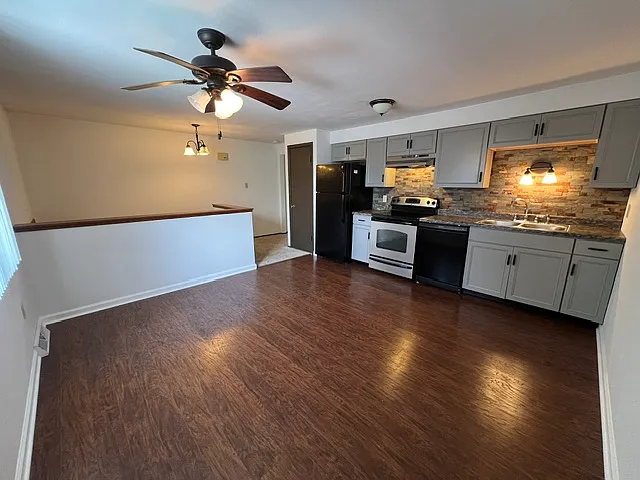 123 Racquet Club Dr #123 — Photo 5