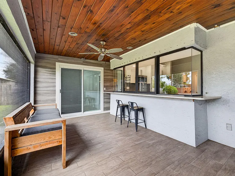 825 SE Starflower Ave — Photo 38