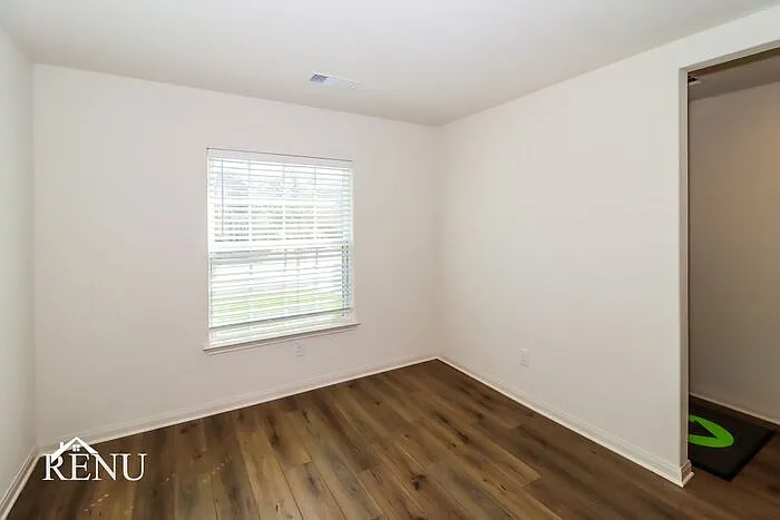316 Sunnymeade Ln — Photo 9