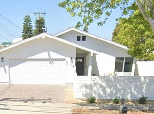 252 22nd St, Costa Mesa, CA 92627