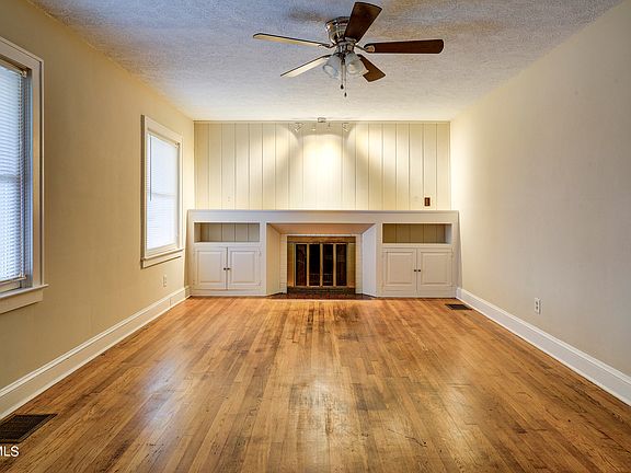 4th image of 1307 E Unaka Ave