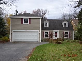 11339 Hiawatha Ln, Indian Head Park, IL