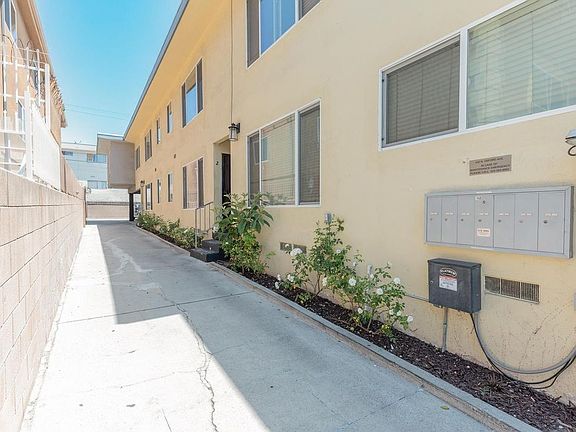 4th image of 432-465 N Oxford Ave #4321