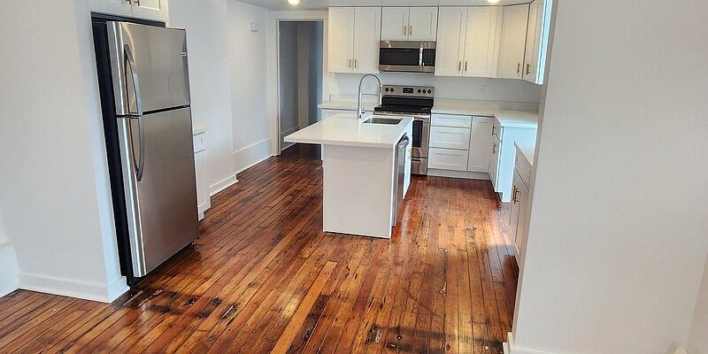 1st image of 4538 S Liberty St #102