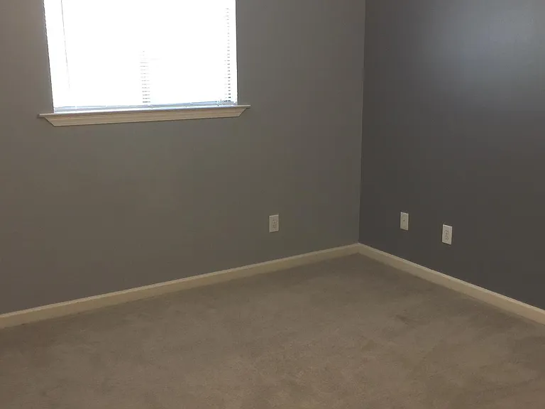 1 Robin Hood Rd #B — Photo 8