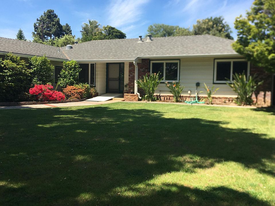 1st image of 1215 Mandarin Dr