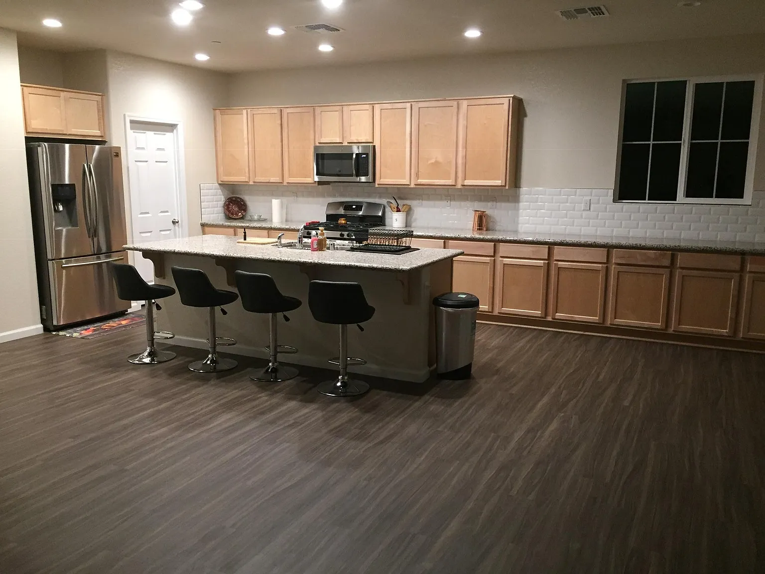 1955 Folsom Fair Cir — Photo 4