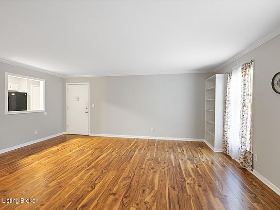 4th image of 4708 Weybridge Gdns APT 101