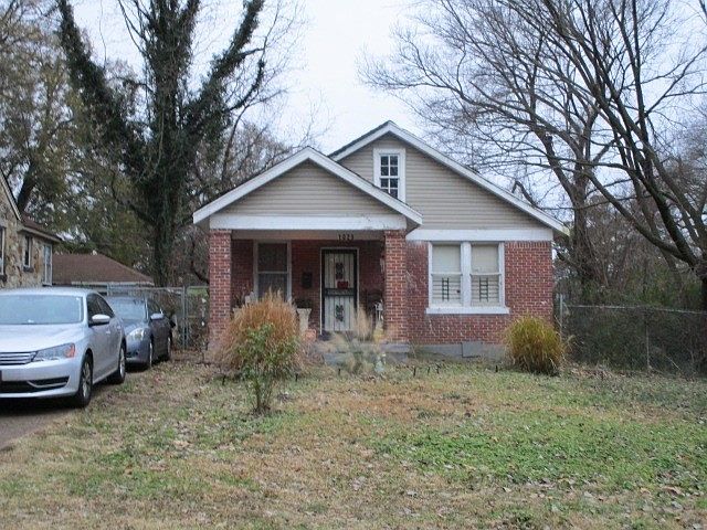 1st image of 1025 Shawnee Cir