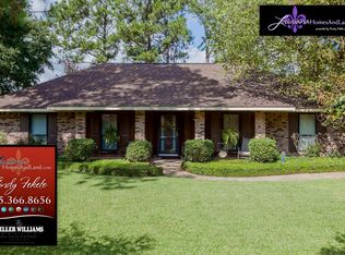 424 Pebblebrook Dr, Baton Rouge, LA 70815
