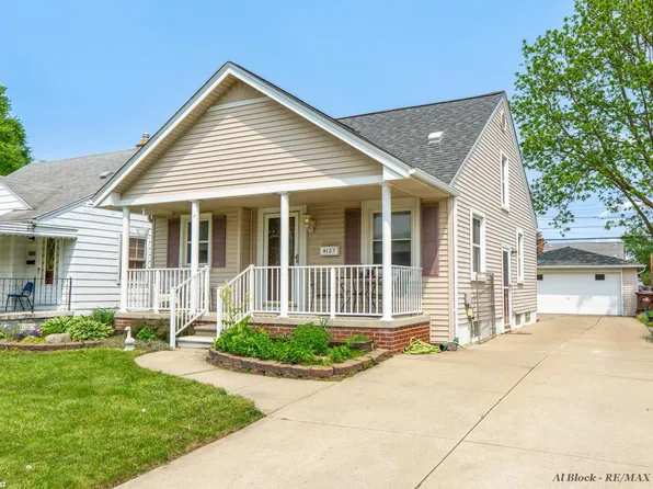 4127 Winifred St, Wayne, MI 48184
