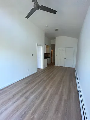 Rented by Hagstrom Management Inc | media 2