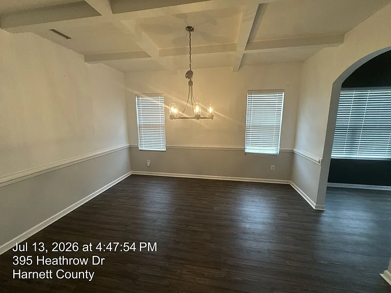 395 Heathrow Dr — Photo 19