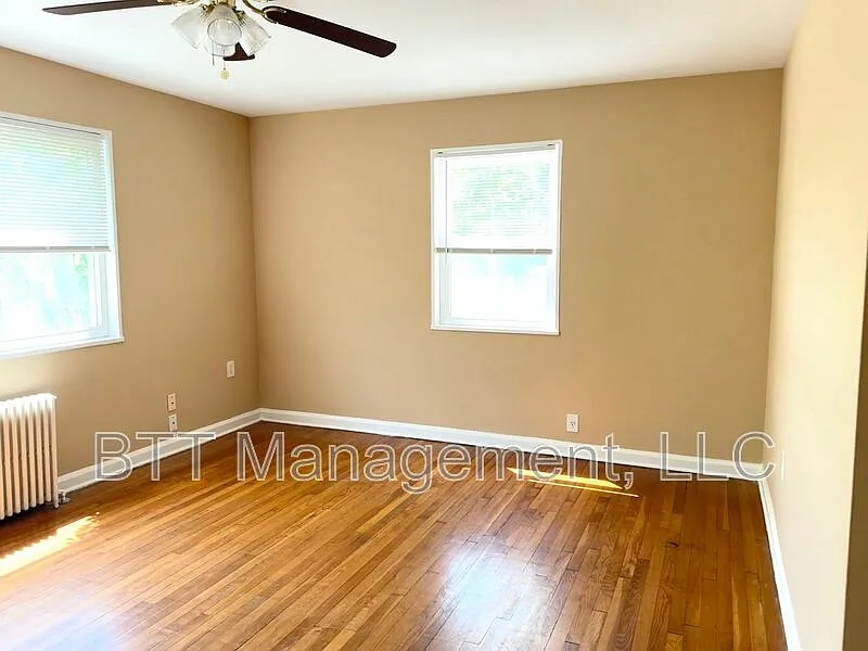 4108 40th St, Brentwood, MD 20722 — Photo 4