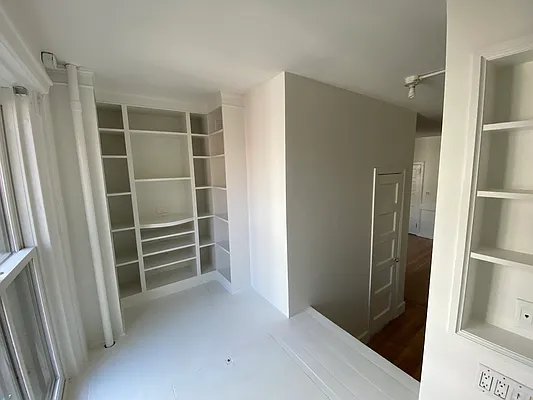 Rented by Krieger Real Estate LLC | media 7