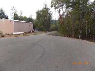 210 Gray Eagle Dr, Grants Pass, OR 97526