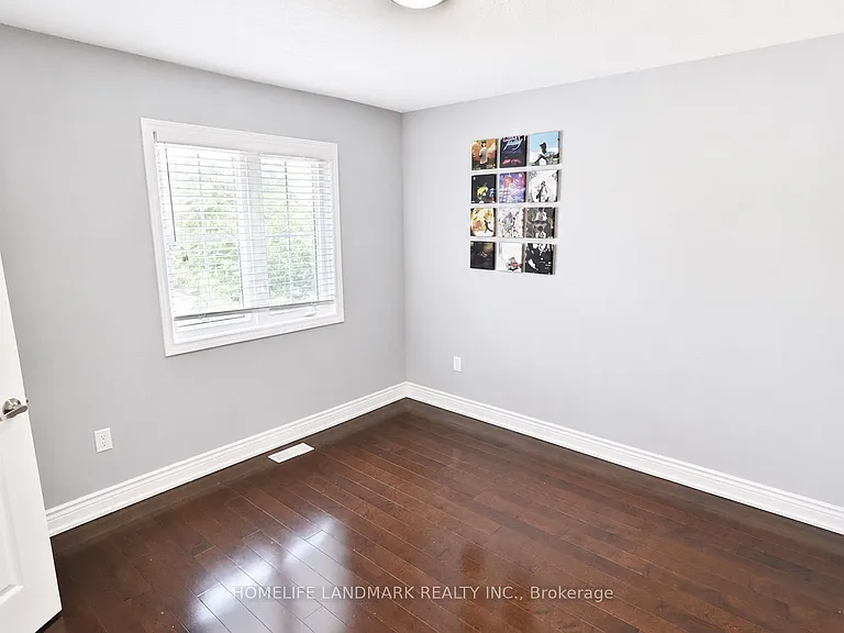 191 Robirwin St — Photo 20