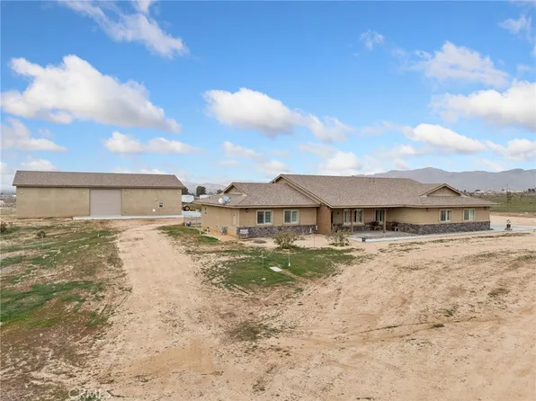 22820 Via Seco St, Apple Valley, CA 92308