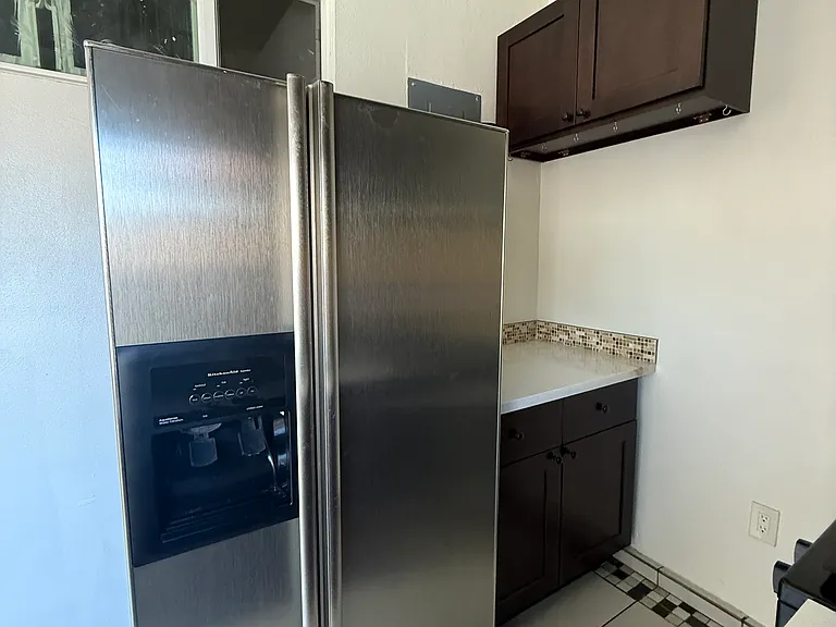 511 S Del Mar Ave #C — Photo 8