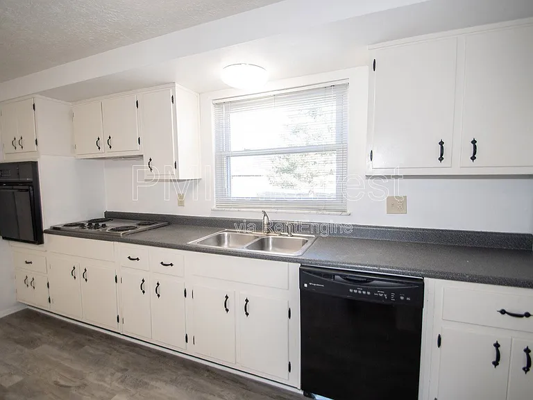 8636 E Edgewood Ave — Photo 19