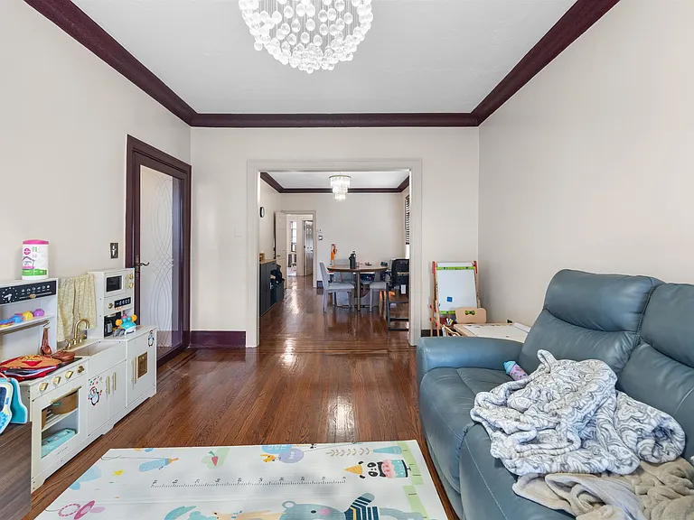 13 W 27th St #2 — Photo 4