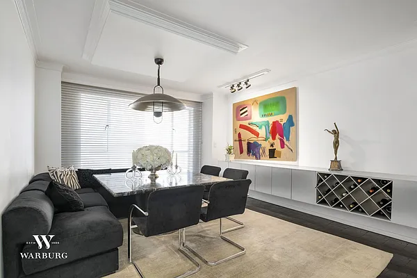 Sold by Warburg | media 2