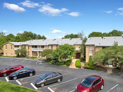 444 N Clay Ave APT 2C, Saint Louis, MO, 63122