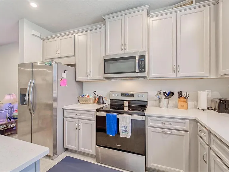 11540 Rolling Green Dr — Photo 14