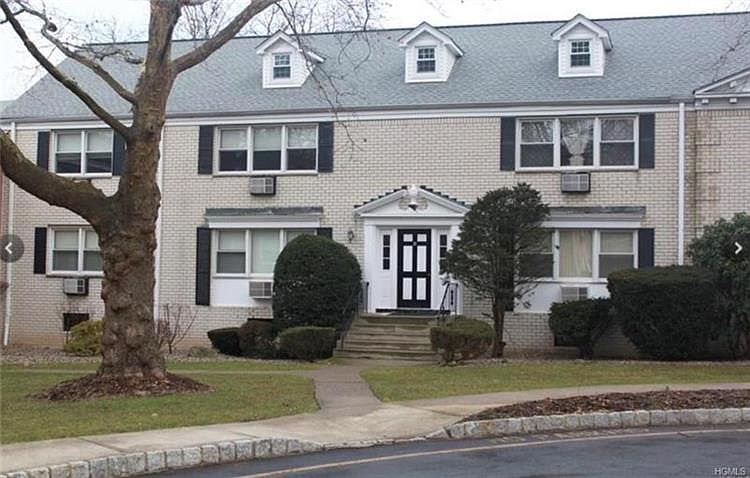 1st image of 9 Oxford Ct APT 7907