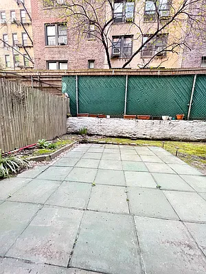 Rented by Urban Real Estate Inc | media 9