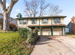 5318 Bay Meadows Rd, Omaha, NE 68127