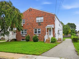 7815 Queen St #A, Glenside, PA 19038