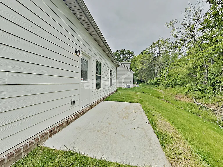 326 Charity Ln — Photo 18
