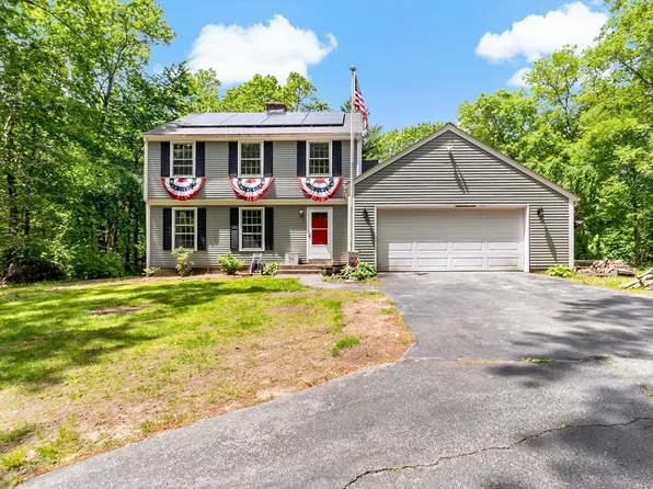 92 Rocky Hill Rd, Rehoboth, MA 02769